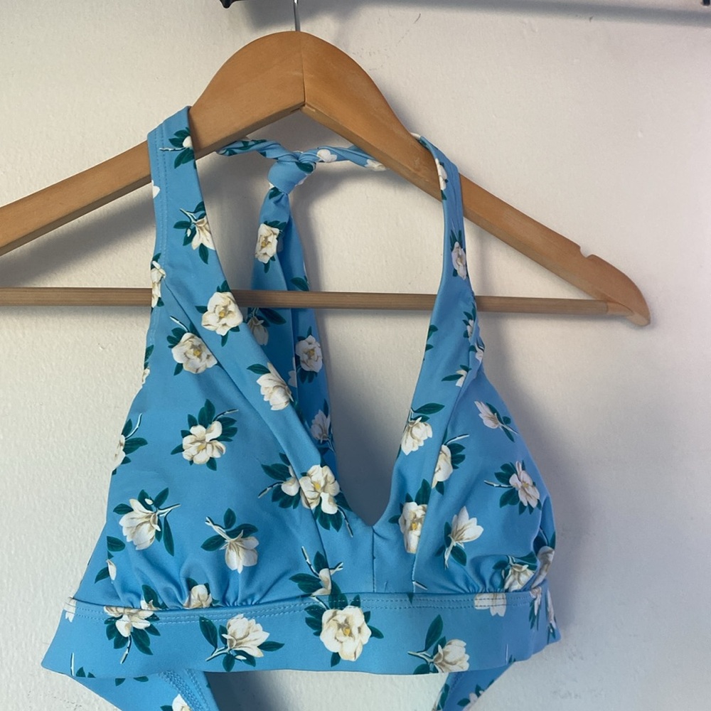 Draper James X Lands’ End 2 Piped Halter Bikini T… - image 6